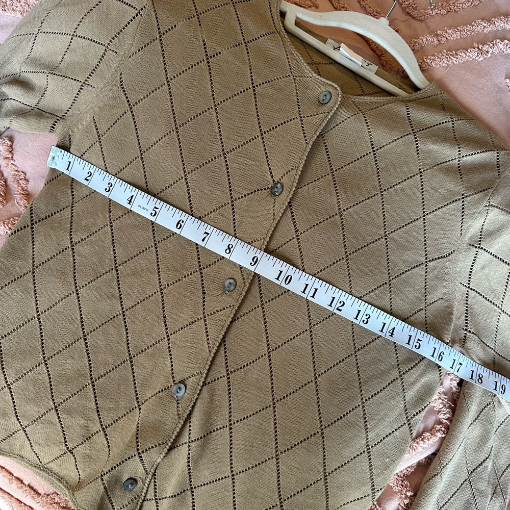 Vintage knit Women's Tan Cardigan Sweater - Picture 5 of 5